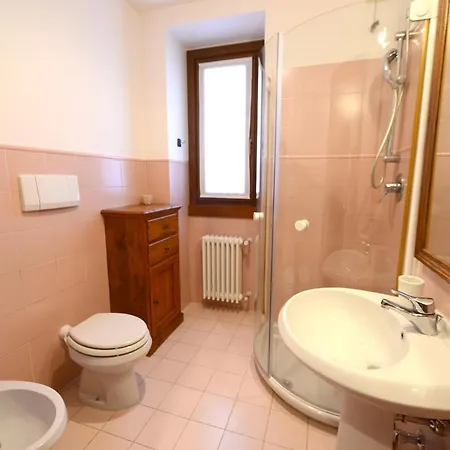 Luxury Private Parking-wifi-netflix Apartment